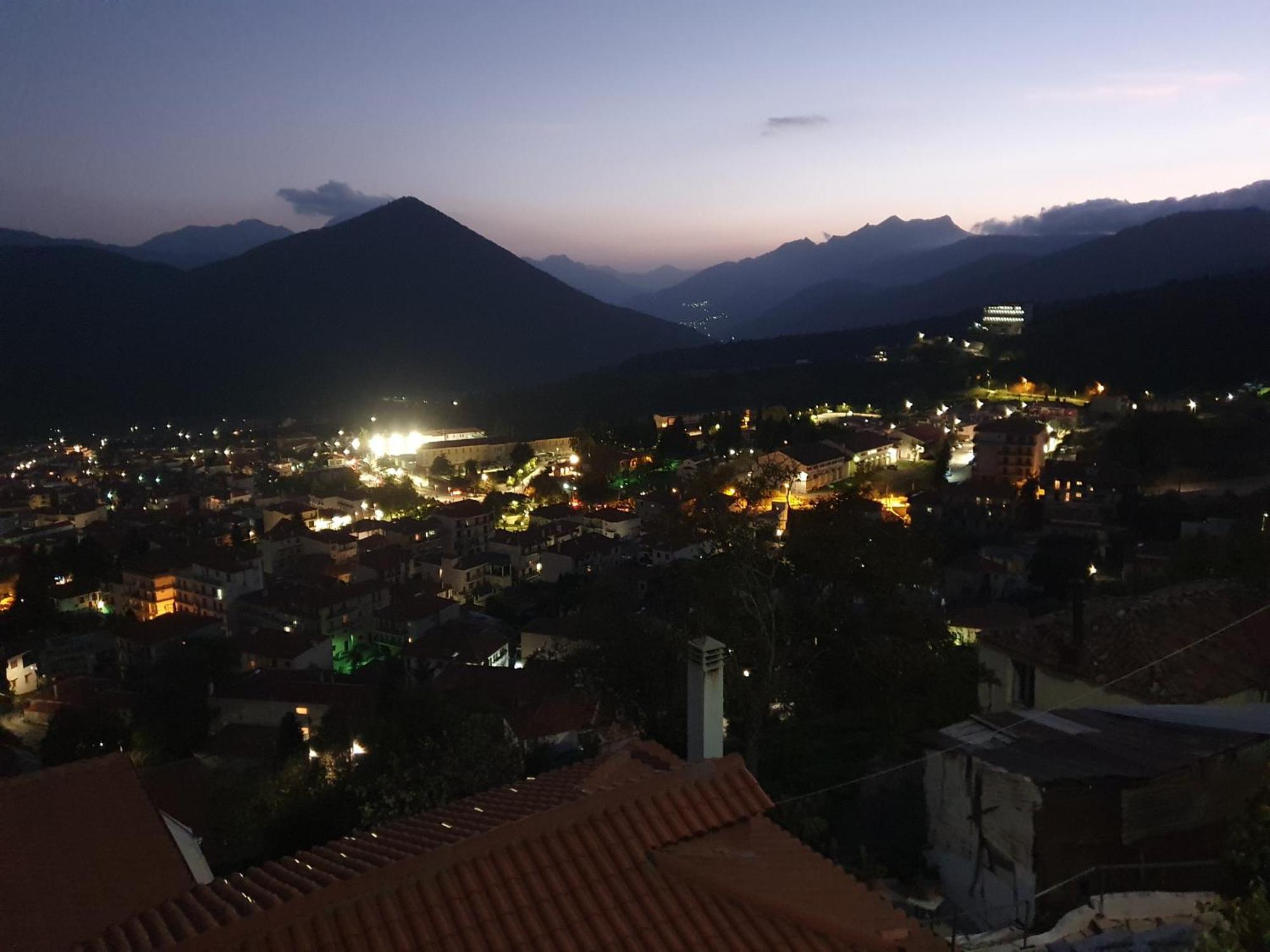 Semeli Guesthouse Karpeníszi Kültér fotó