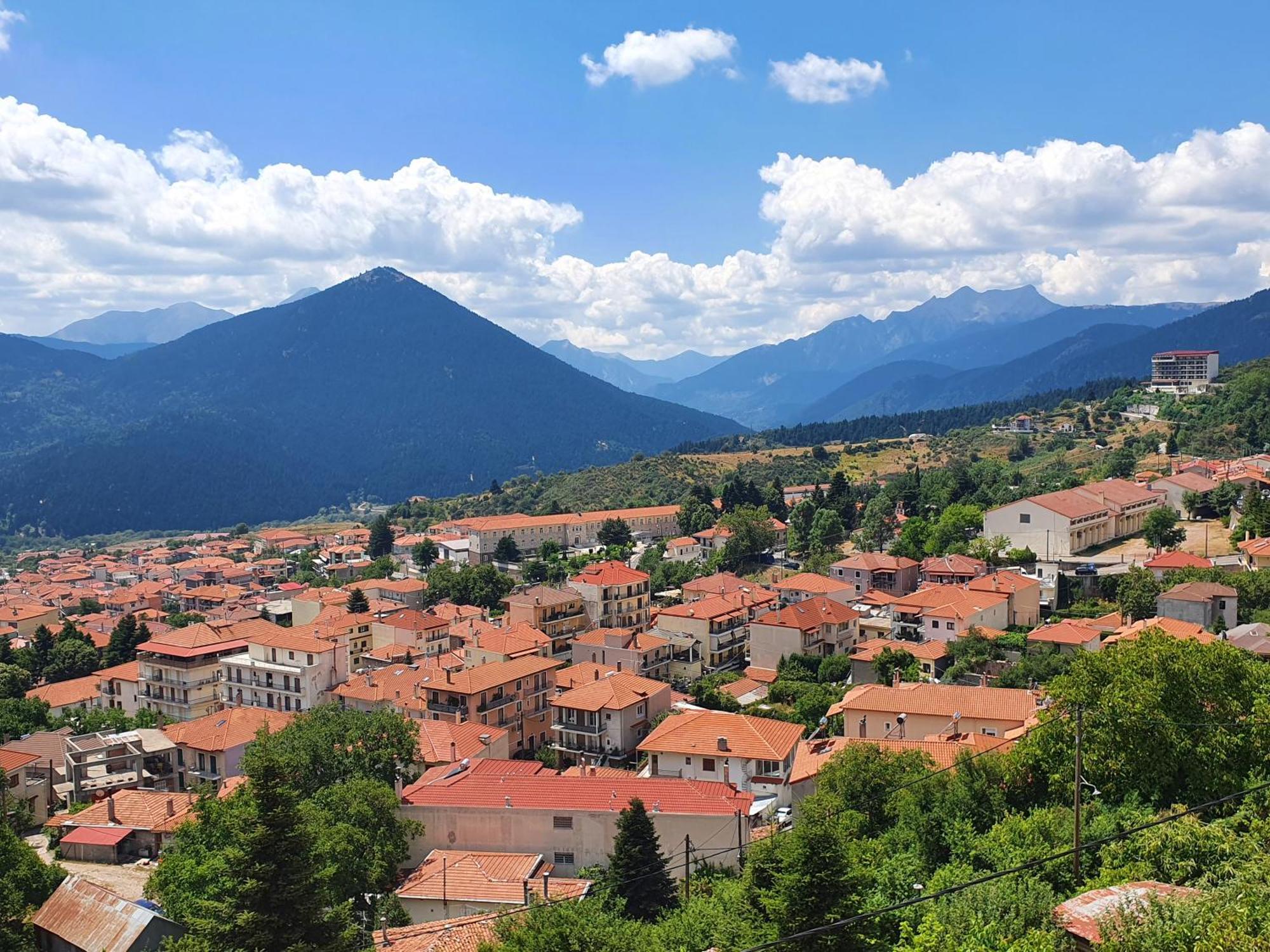 Semeli Guesthouse Karpeníszi Kültér fotó