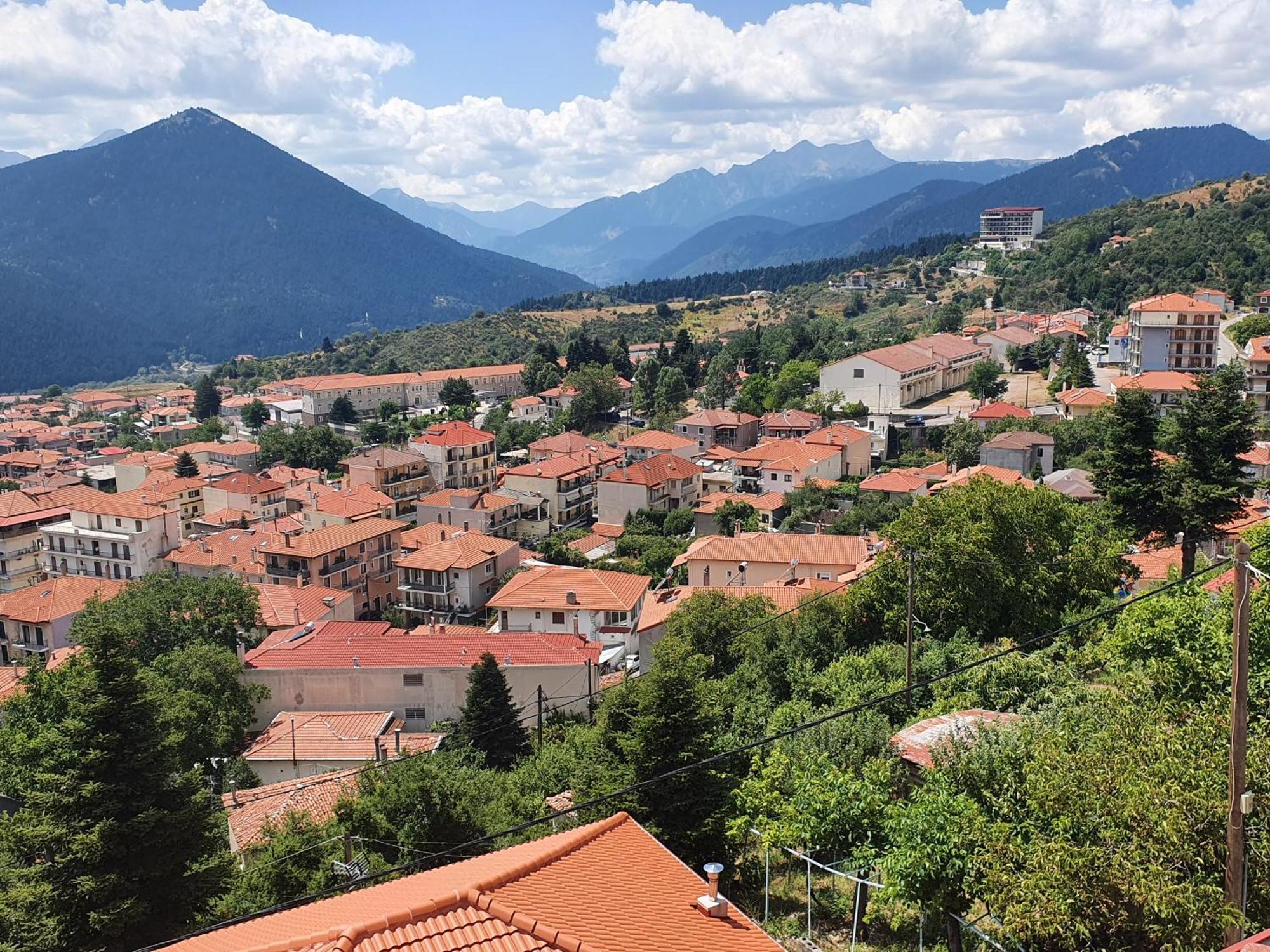 Semeli Guesthouse Karpeníszi Kültér fotó