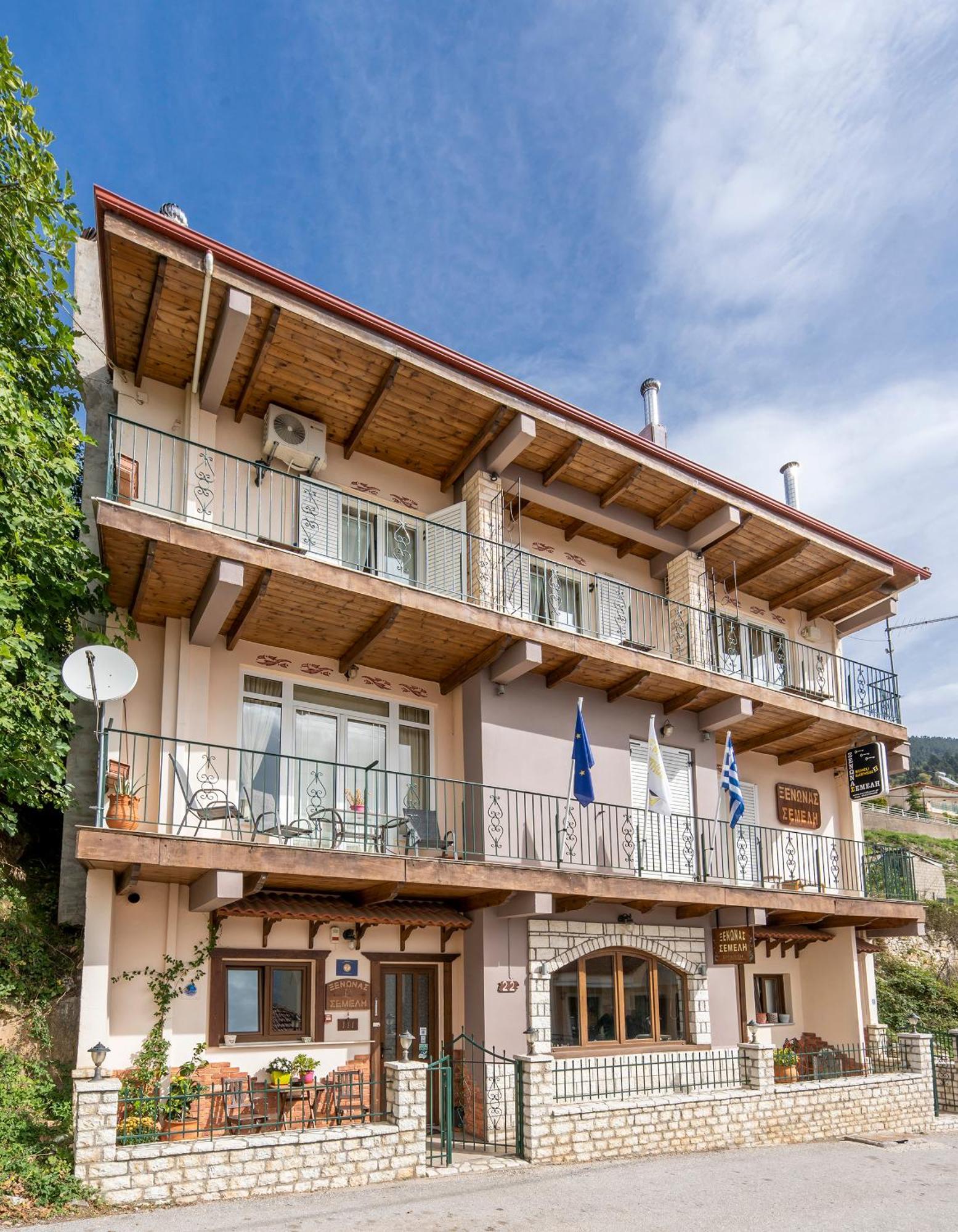 Semeli Guesthouse Karpeníszi Kültér fotó